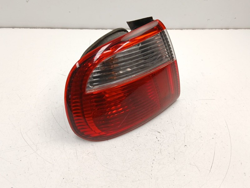 Recambio de piloto trasero izquierdo para seat toledo ii (1m2) 1.6 16v referencia OEM IAM 1M5945095B  