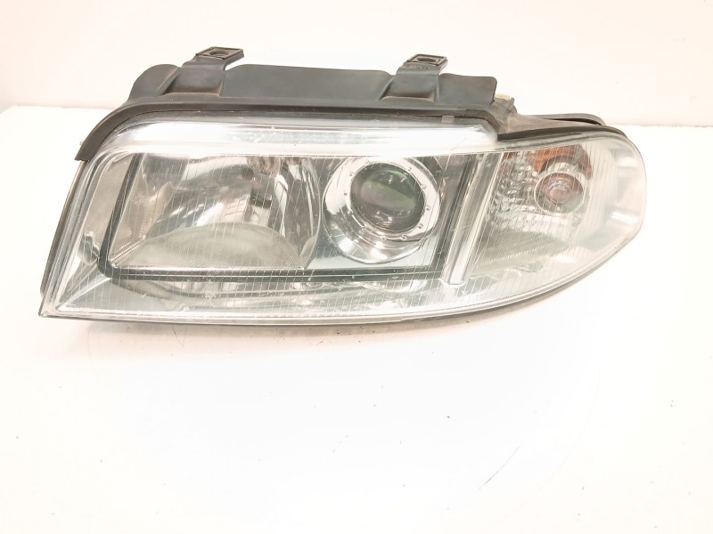 Recambio de faro izquierdo para audi a4 b5 (8d2) 1.8 t referencia OEM IAM 8D0941003AK 89300371 