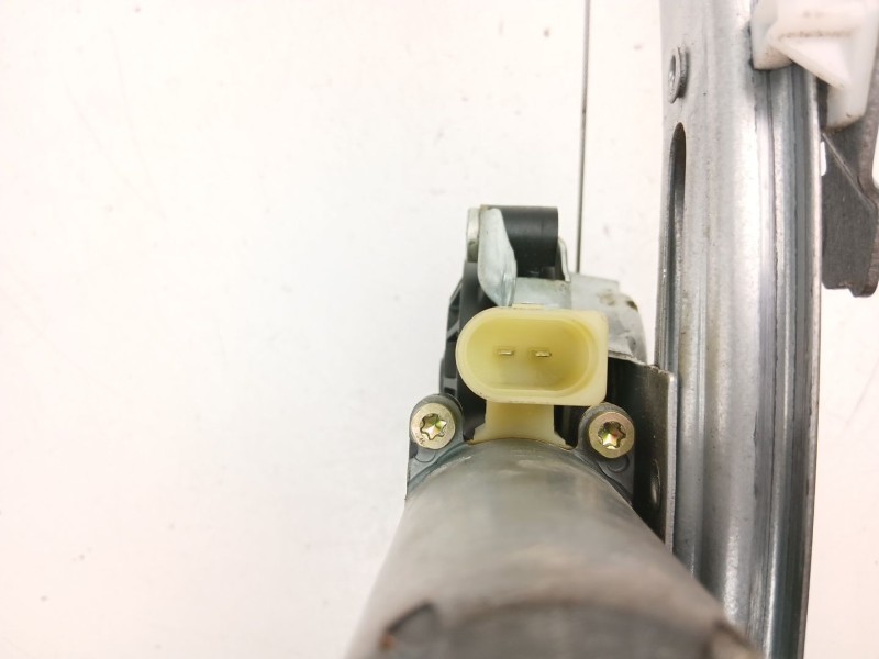 Recambio de elevalunas trasero izquierdo para bmw 3 (e46) 320 d referencia OEM IAM 51358212099  