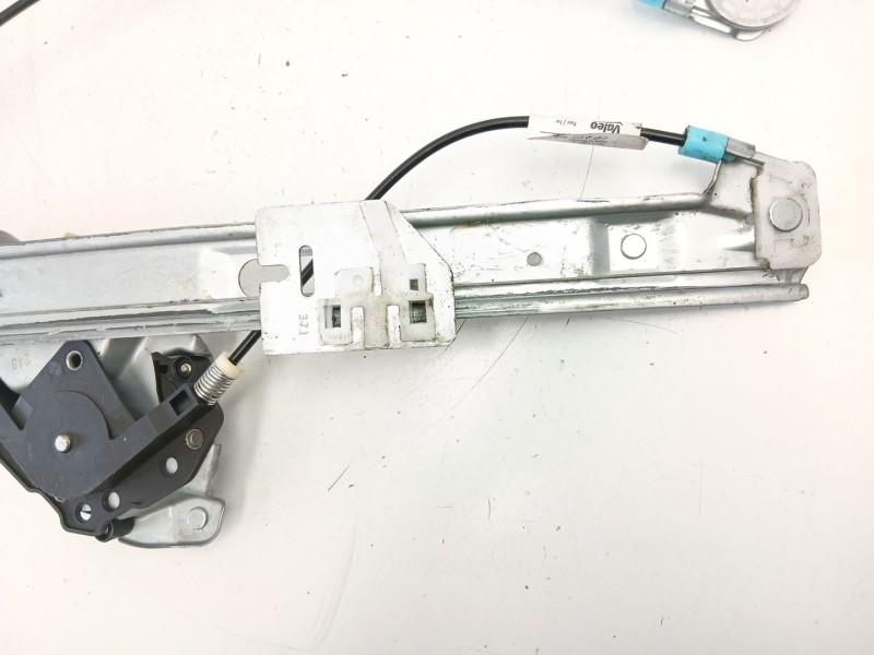 Recambio de elevalunas delantero izquierdo para bmw 3 (e46) 320 d referencia OEM IAM 51337020659  