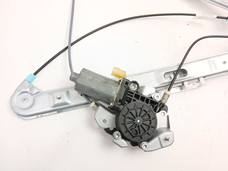 Recambio de elevalunas delantero derecho para bmw 3 (e46) 320 d referencia OEM IAM 51337020660  