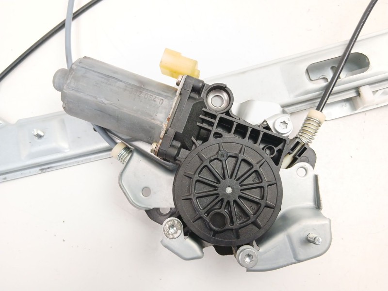 Recambio de elevalunas delantero derecho para bmw 3 (e46) 320 d referencia OEM IAM 51337020660  