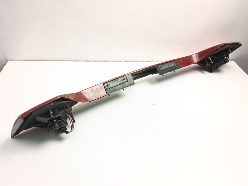 Recambio de piloto trasero central para seat toledo ii (1m2) 1.6 16v referencia OEM IAM 1M5945225  1M5945107