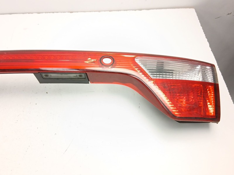 Recambio de piloto trasero central para seat toledo ii (1m2) 1.6 16v referencia OEM IAM 1M5945225  1M5945107