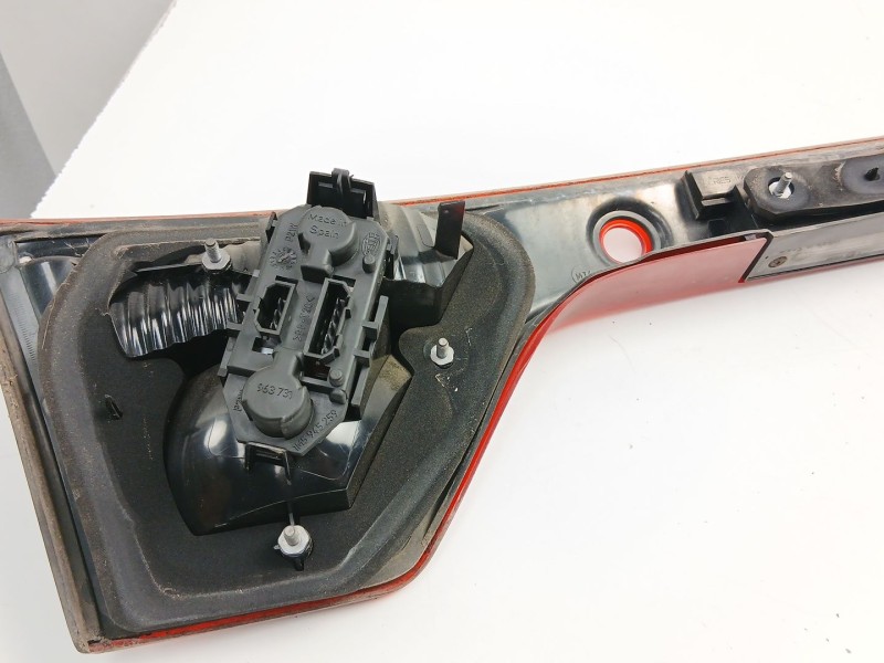 Recambio de piloto trasero central para seat toledo ii (1m2) 1.6 16v referencia OEM IAM 1M5945225  1M5945107