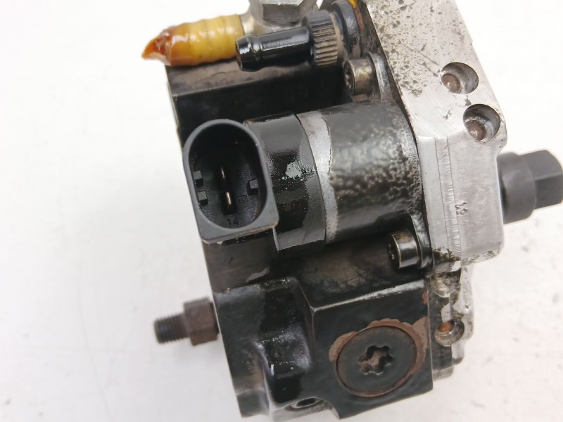 Recambio de bomba inyectora diesel para bmw 3 (e46) 320 d referencia OEM IAM 7788670 0445010045 