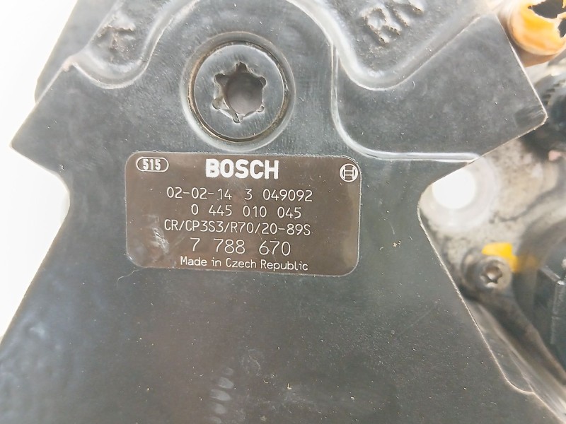 Recambio de bomba inyectora diesel para bmw 3 (e46) 320 d referencia OEM IAM 7788670 0445010045 