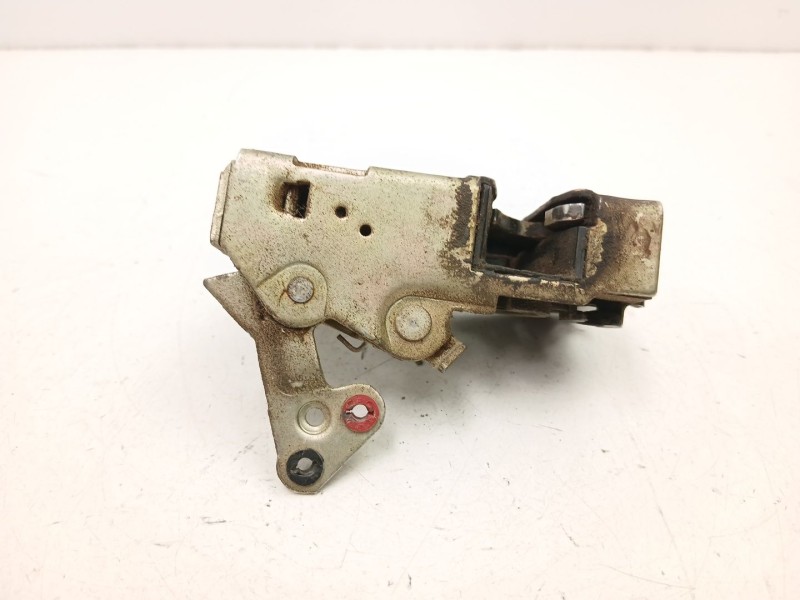 Recambio de cerradura puerta delantera derecha para peugeot 205 plus 1.4 g referencia OEM IAM 9136A1  