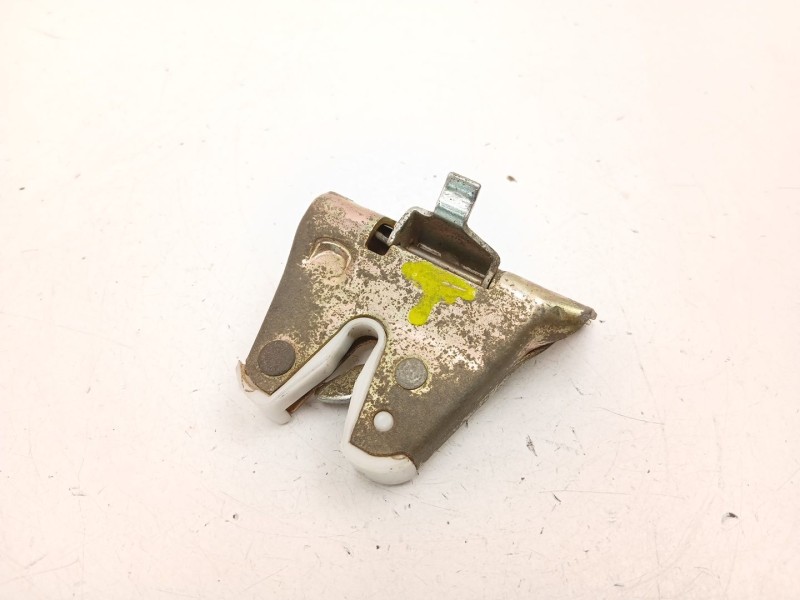 Recambio de cerradura maletero porton para peugeot 205 plus 1.4 g referencia OEM IAM 871937  