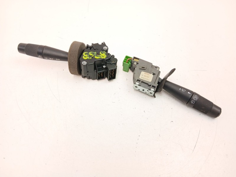 Recambio de mando luces y limpias para peugeot 205 plus 1.4 g referencia OEM IAM 9753275580  625341