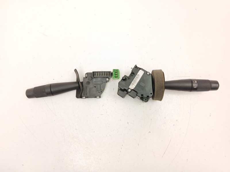 Recambio de mando luces y limpias para peugeot 205 plus 1.4 g referencia OEM IAM 9753275580  625341