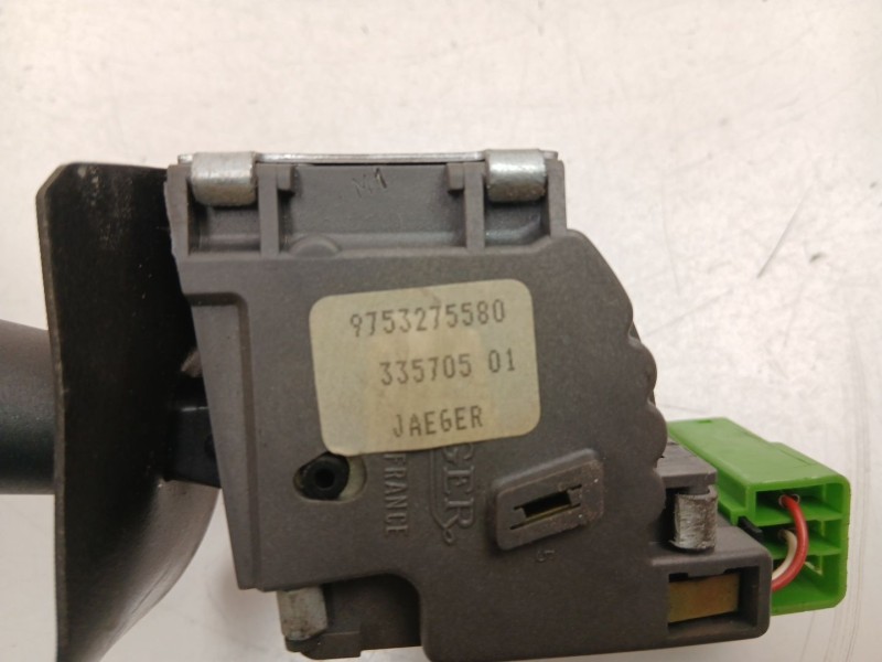 Recambio de mando luces y limpias para peugeot 205 plus 1.4 g referencia OEM IAM 9753275580  625341