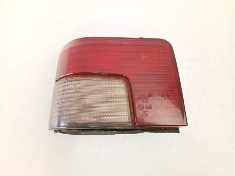 Recambio de piloto trasero izquierdo para peugeot 205 plus 1.4 g referencia OEM IAM 635041  