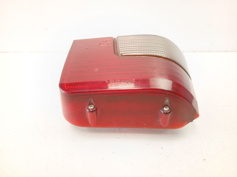 Recambio de piloto trasero izquierdo para peugeot 205 plus 1.4 g referencia OEM IAM 635041  