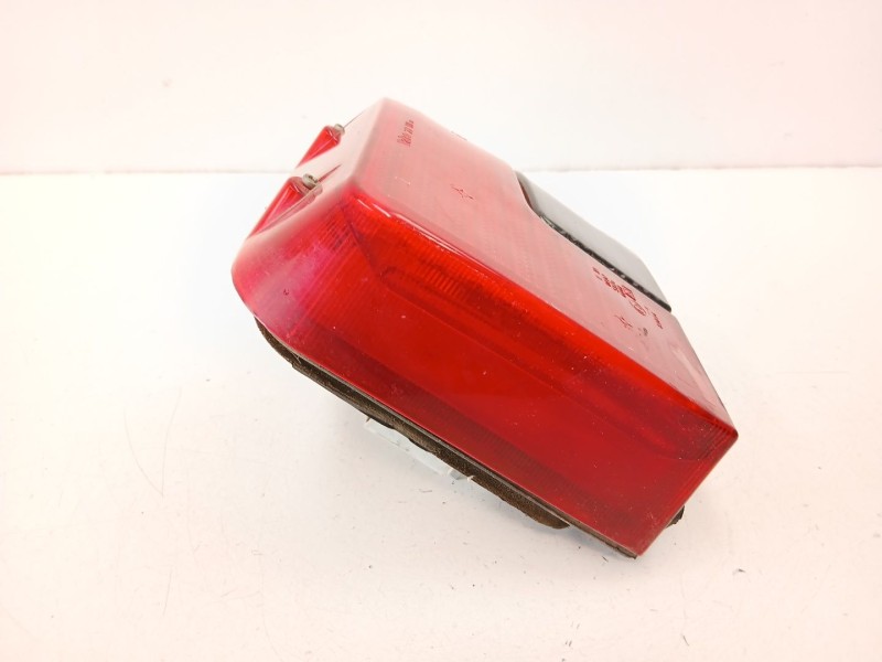 Recambio de piloto trasero derecho para peugeot 205 plus 1.4 g referencia OEM IAM 635129  