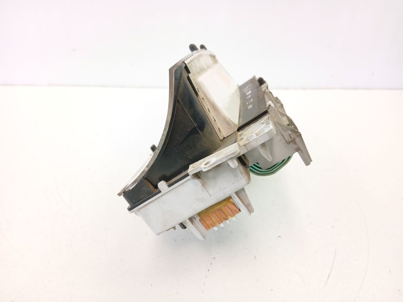 Recambio de cuadro instrumentos para peugeot 205 plus 1.4 g referencia OEM IAM 9603300680  