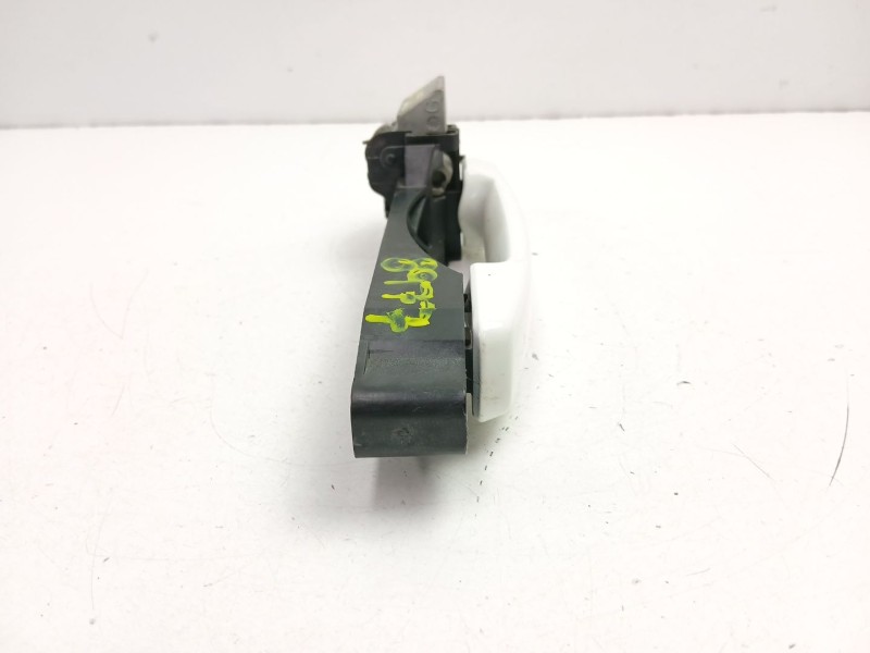 Recambio de manilla delantera izquierda para nissan qashqai i (j10, nj10) 1.6 referencia OEM IAM 80611EB30B  