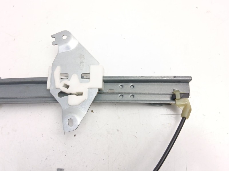 Recambio de elevalunas trasero izquierdo para nissan qashqai i (j10, nj10) 1.6 referencia OEM IAM 82701JD400  