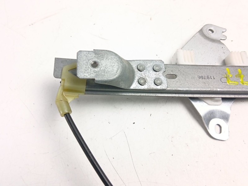 Recambio de elevalunas trasero izquierdo para nissan qashqai i (j10, nj10) 1.6 referencia OEM IAM 82701JD400  