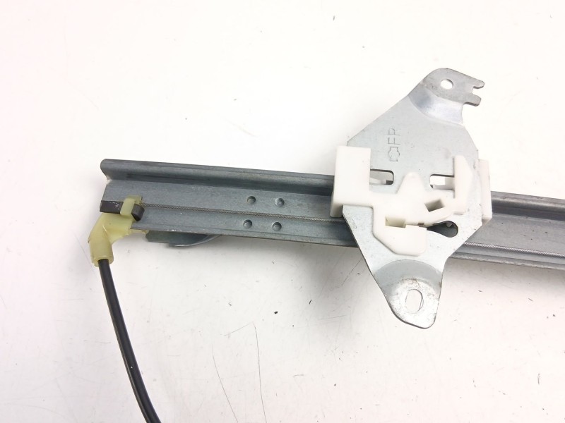 Recambio de elevalunas trasero derecho para nissan qashqai i (j10, nj10) 1.6 referencia OEM IAM 82700JD400  