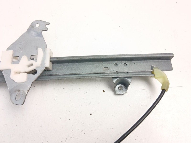 Recambio de elevalunas trasero derecho para nissan qashqai i (j10, nj10) 1.6 referencia OEM IAM 82700JD400  