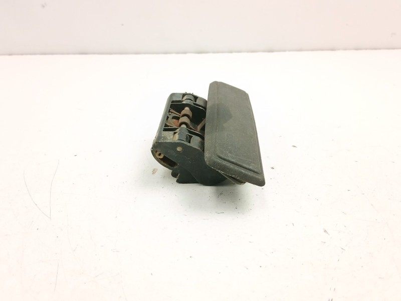 Recambio de manilla trasera izquierda para peugeot 205 plus 1.4 g referencia OEM IAM 910175  