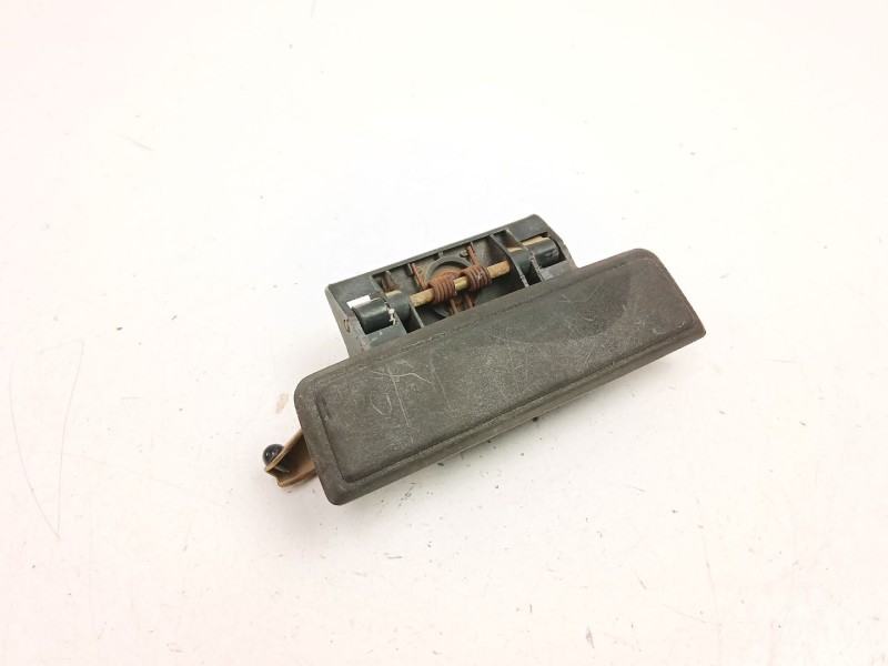 Recambio de manilla trasera derecha para peugeot 205 plus 1.4 g referencia OEM IAM 910176  