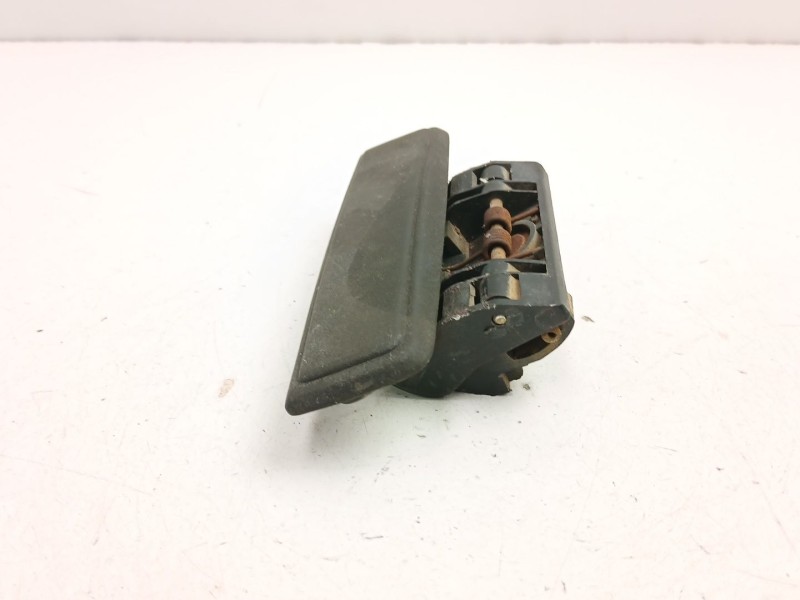 Recambio de manilla trasera derecha para peugeot 205 plus 1.4 g referencia OEM IAM 910176  