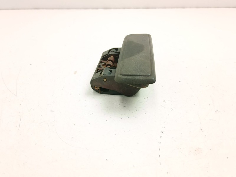 Recambio de manilla delantera izquierda para peugeot 205 plus 1.4 g referencia OEM IAM 910173  