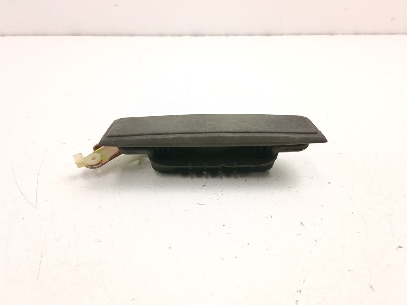 Recambio de manilla delantera derecha para peugeot 205 plus 1.4 g referencia OEM IAM 910174  