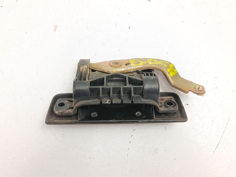 Recambio de manilla delantera derecha para peugeot 205 plus 1.4 g referencia OEM IAM 910174  
