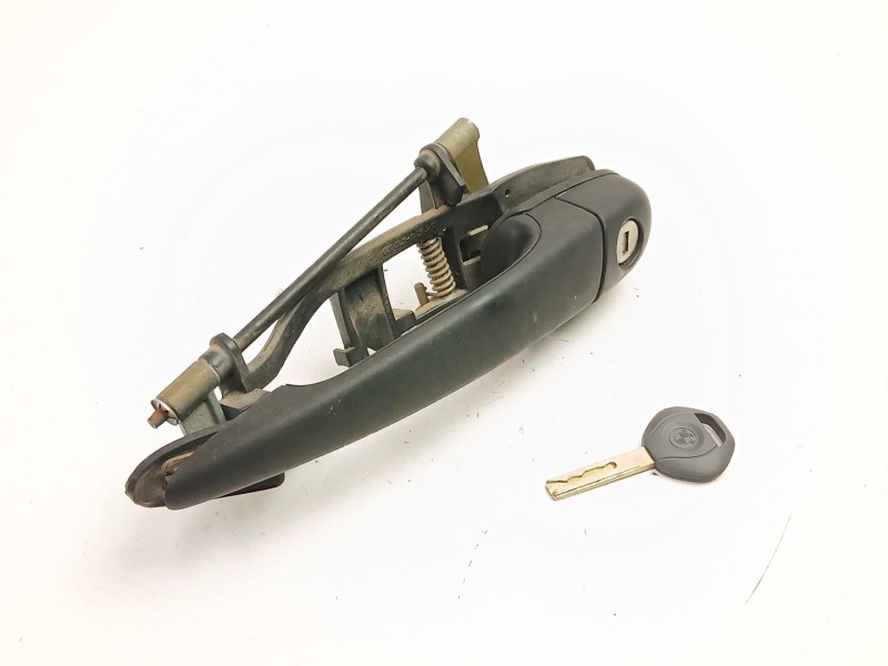 Recambio de manilla delantera izquierda para bmw 3 (e46) 320 d referencia OEM IAM 51217044839  