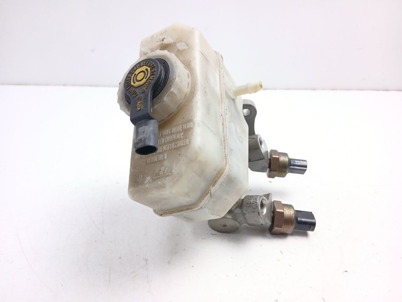 Recambio de bomba de freno para bmw 3 (e46) 320 d referencia OEM IAM 34336785666  