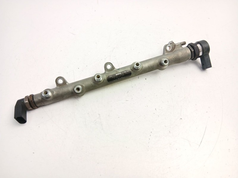 Recambio de rampa inyectora para bmw 3 (e46) 320 d referencia OEM IAM 7787164 0445214030 