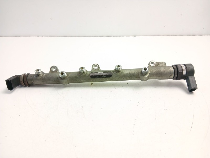 Recambio de rampa inyectora para bmw 3 (e46) 320 d referencia OEM IAM 7787164 0445214030 