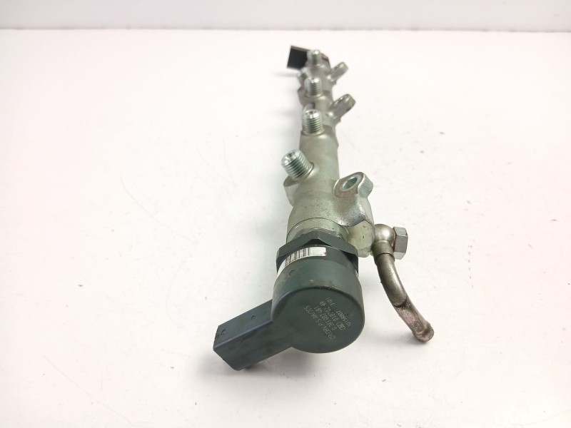 Recambio de rampa inyectora para bmw 3 (e46) 320 d referencia OEM IAM 7787164 0445214030 