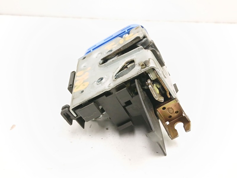 Recambio de cerradura puerta trasera izquierda para audi a4 b5 (8d2) 1.8 t referencia OEM IAM 8D0839015A  