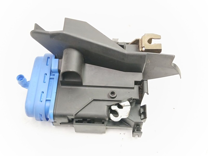 Recambio de cerradura puerta trasera derecha para audi a4 b5 (8d2) 1.8 t referencia OEM IAM 8D0839016A  