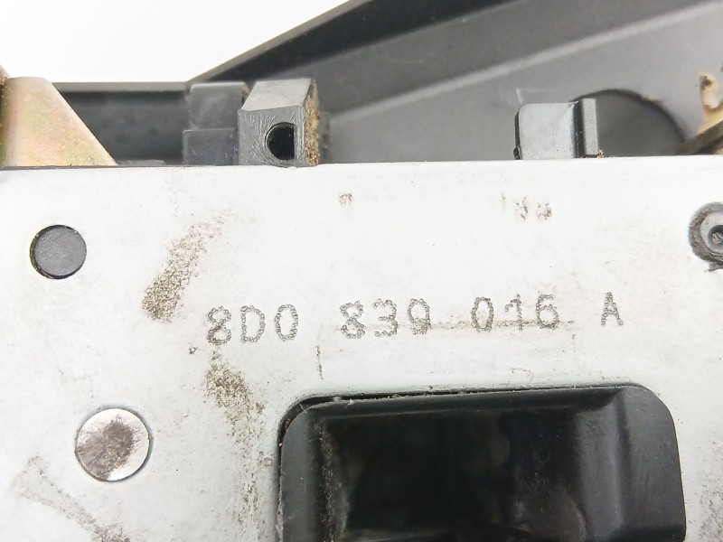 Recambio de cerradura puerta trasera derecha para audi a4 b5 (8d2) 1.8 t referencia OEM IAM 8D0839016A  