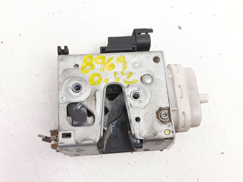 Recambio de cerradura puerta delantera izquierda para audi a4 b5 (8d2) 1.8 t referencia OEM IAM 8D1837015F  