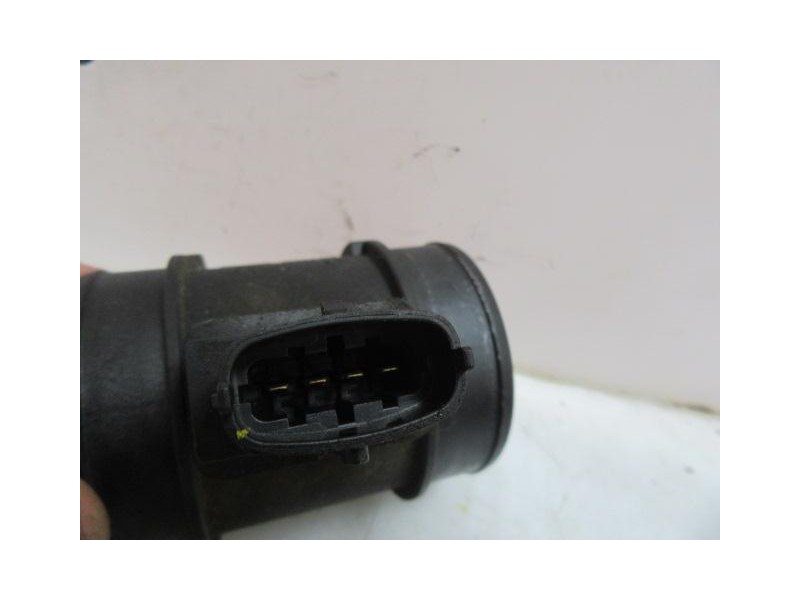 Recambio de caudalimetro : opel astra : 1.7 td (100,61cv) [2004] para opel astra 1.7 td referencia OEM IAM 0281002618  