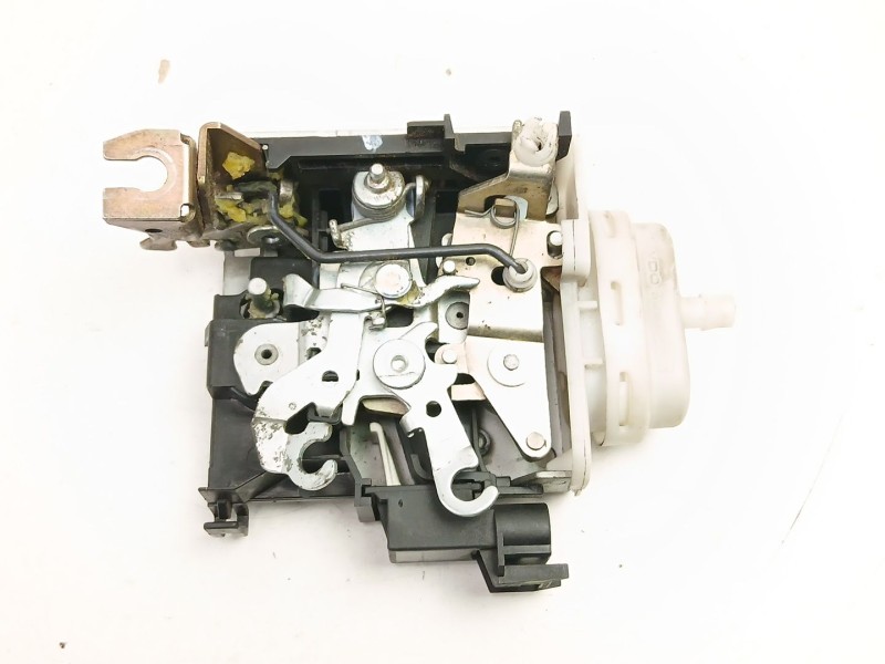 Recambio de cerradura puerta delantera izquierda para audi a4 b5 (8d2) 1.8 t referencia OEM IAM 8D1837015F  