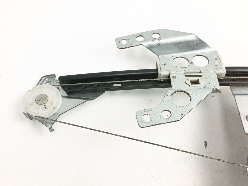 Recambio de elevalunas trasero izquierdo para audi a4 b5 (8d2) 1.8 t referencia OEM IAM 8D0839399A  