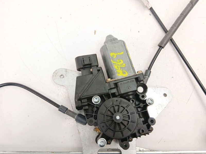 Recambio de elevalunas delantero izquierdo para audi a4 b5 (8d2) 1.8 t referencia OEM IAM 8D0837461  