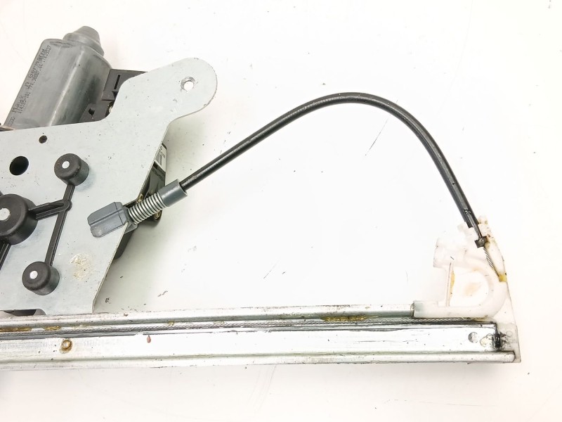 Recambio de elevalunas delantero izquierdo para audi a4 b5 (8d2) 1.8 t referencia OEM IAM 8D0837461  