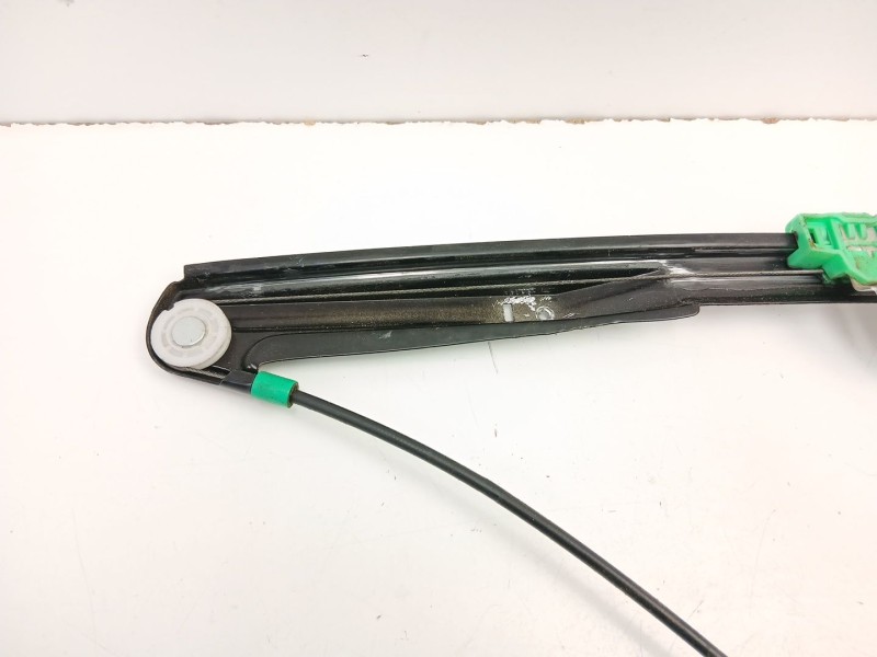 Recambio de elevalunas delantero derecho para audi a4 b5 (8d2) 1.8 t referencia OEM IAM 8D0837398C  