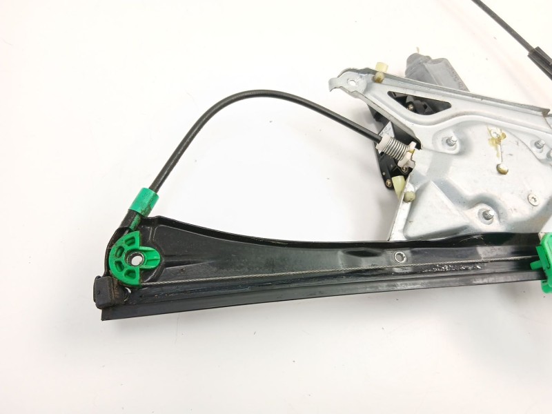 Recambio de elevalunas delantero derecho para audi a4 b5 (8d2) 1.8 t referencia OEM IAM 8D0837398C  