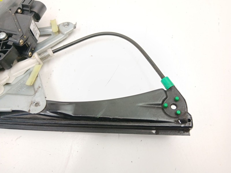 Recambio de elevalunas delantero derecho para audi a4 b5 (8d2) 1.8 t referencia OEM IAM 8D0837398C  