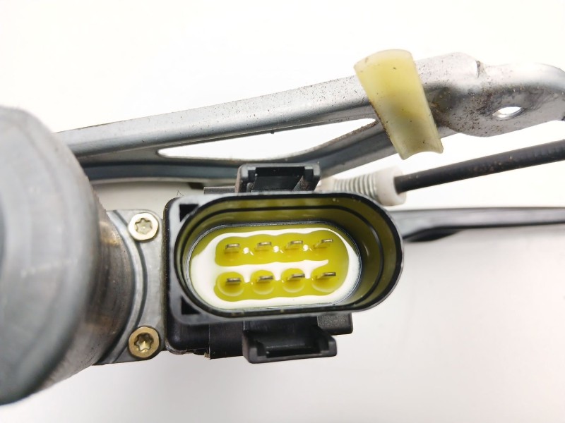 Recambio de elevalunas delantero derecho para audi a4 b5 (8d2) 1.8 t referencia OEM IAM 8D0837398C  