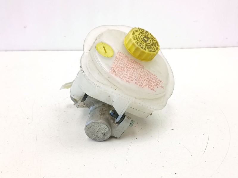 Recambio de bomba de freno para audi a4 b5 (8d2) 1.8 t referencia OEM IAM 4D0611021A  